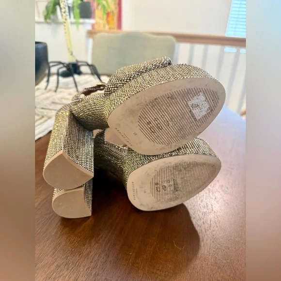 Kurt Geiger Gold and Black Platform Sandals - Picture 4 of 8